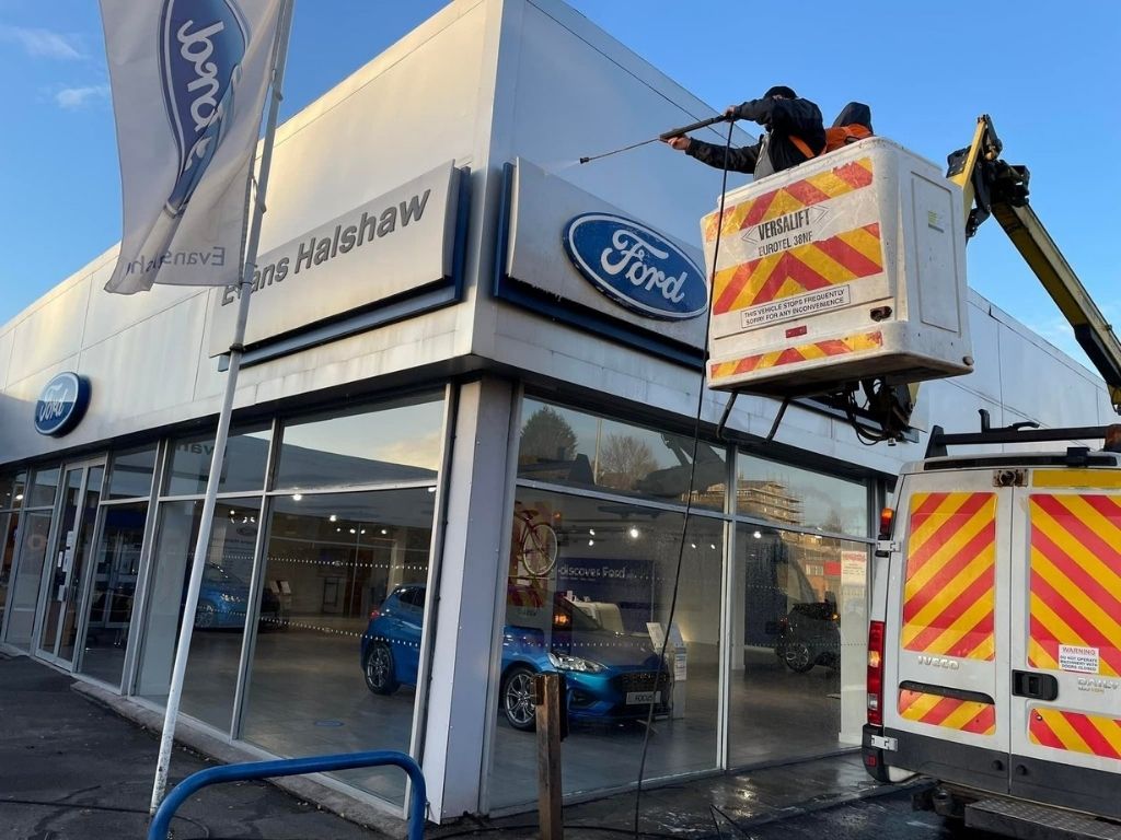Cleaning Signs Cherry Picker Hire in Glasgow Scotland